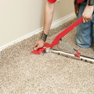 Nhân công lắp đặt thảm cuộn 002